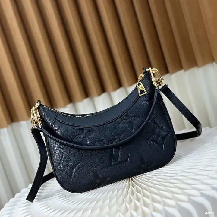 Bags 2407YZ0219 LV 0822